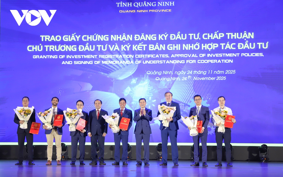 Quảng Ninh trao chứng nhận đầu tư hơn 600 triệu USD vào khoa học công nghệ